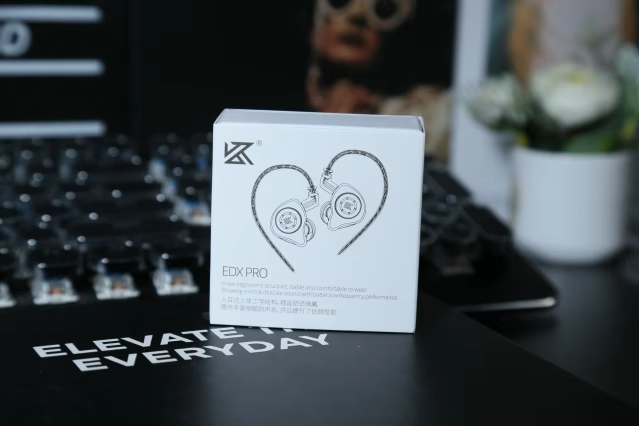 Audífonos Gamer Kz  Edx Pro Cable Desmontable, Inears de Excelente Calidad
